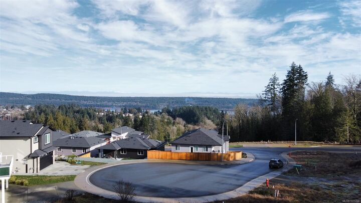 Property Photo:  13 Lavandusky Pl  BC V9G 0B8 