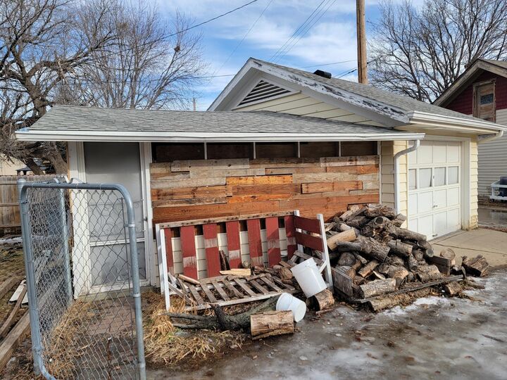 Property Photo: 921 S Kline St SD 57401