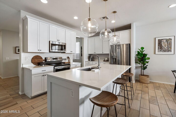 Property Photo:  4822 W St Anne Avenue  AZ 85339 