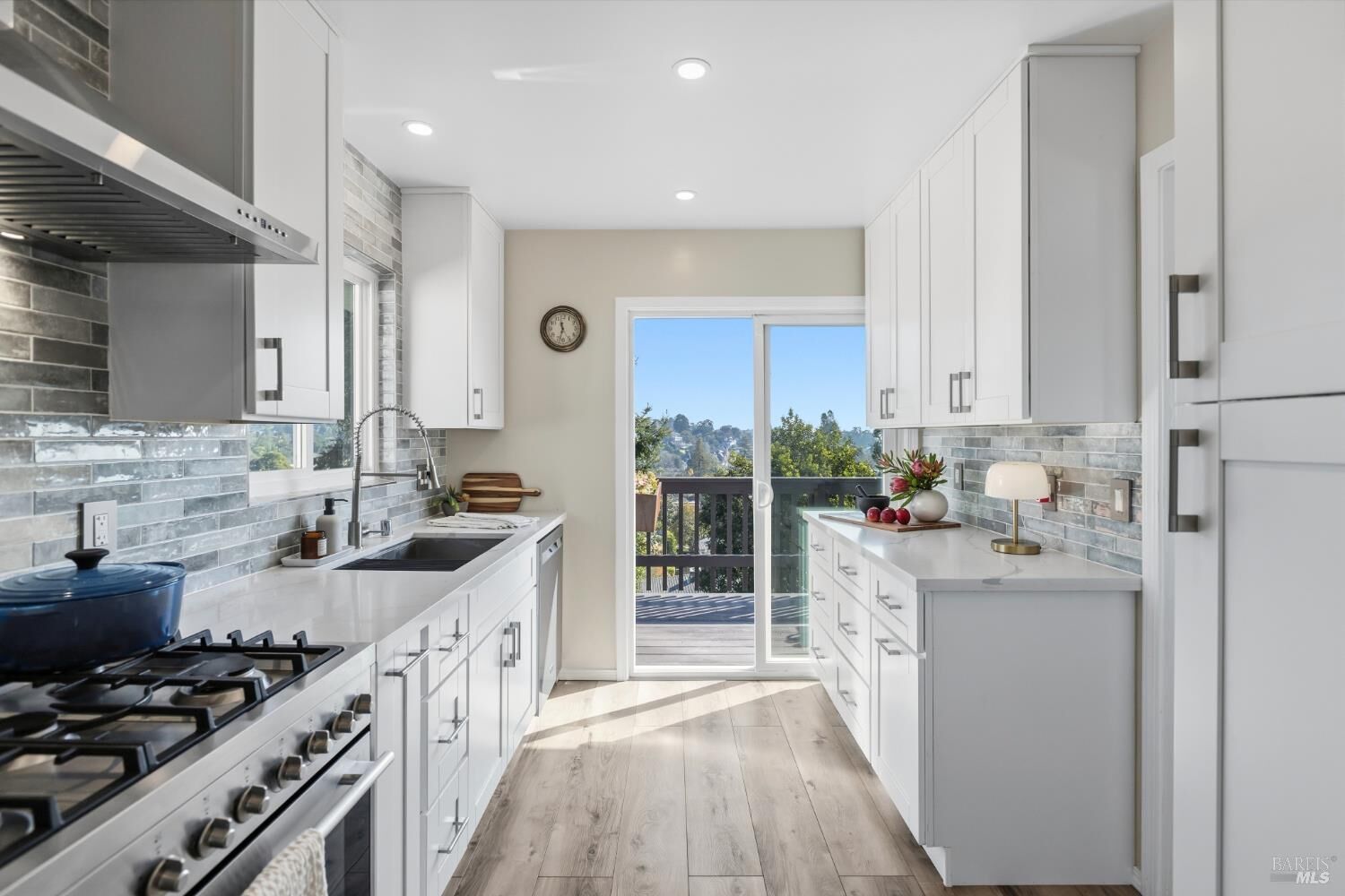 Property Photo:  1422 Nye Street  CA 94901 