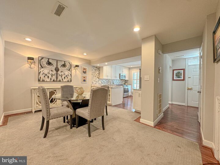 Property Photo: 1306 Kenmore Avenue 4 VA 22401