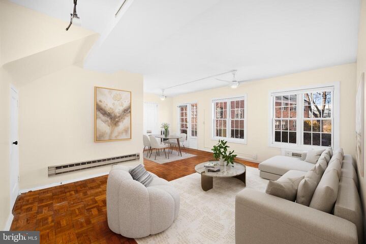 Property Photo: 1663 Fitzgerald Lane VA 22302