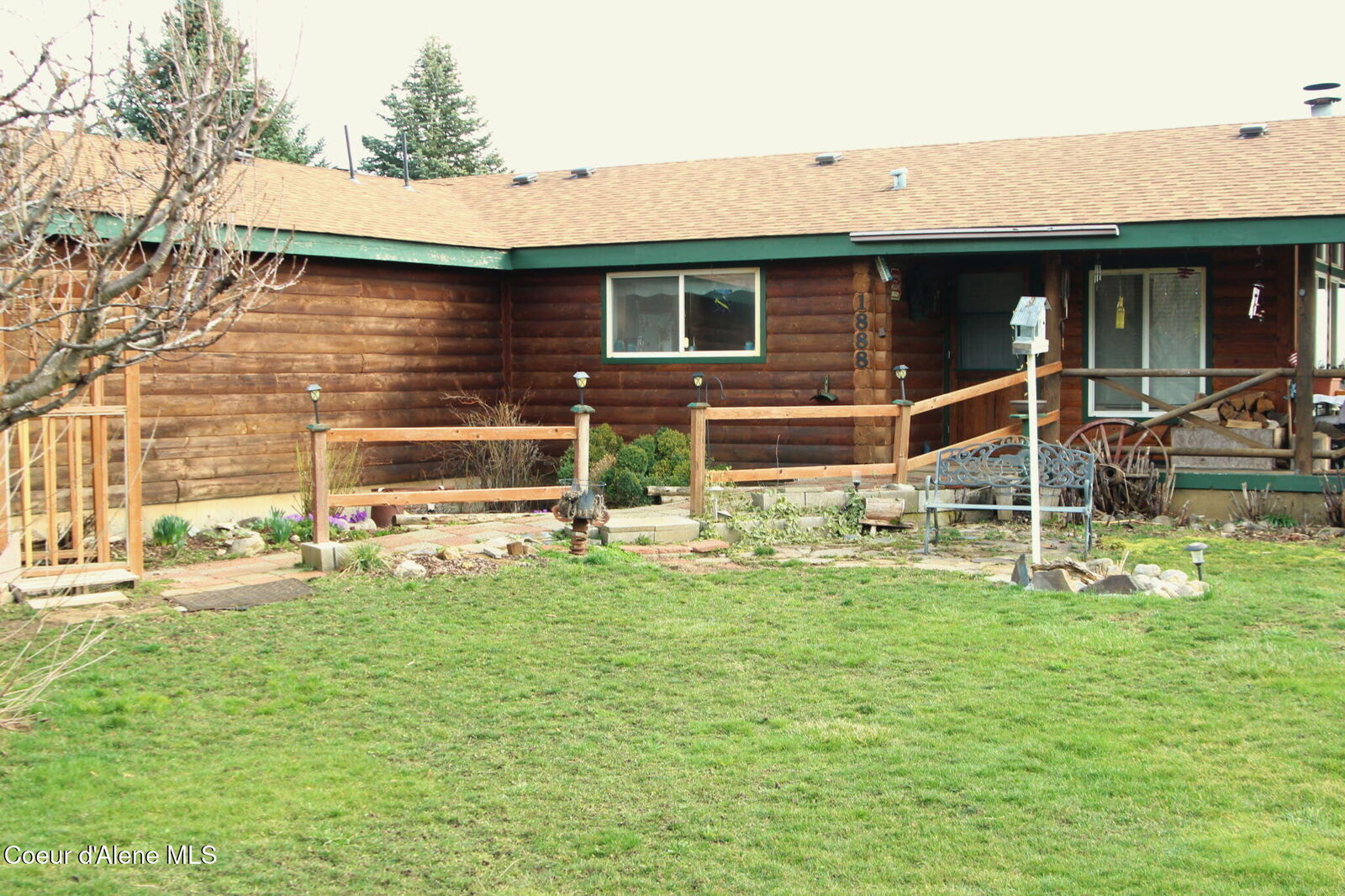 Property Photo:  1888 E Shoshone Ave  ID 83801 