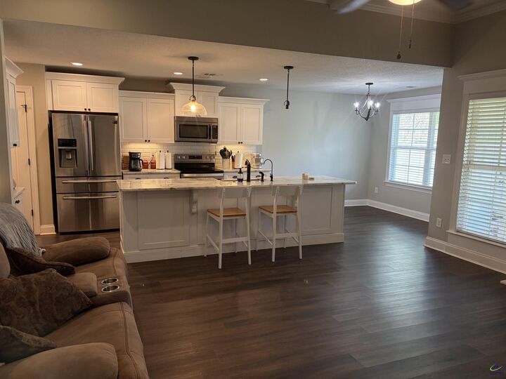 Property Photo:  400 Avington Chase  GA 31069 