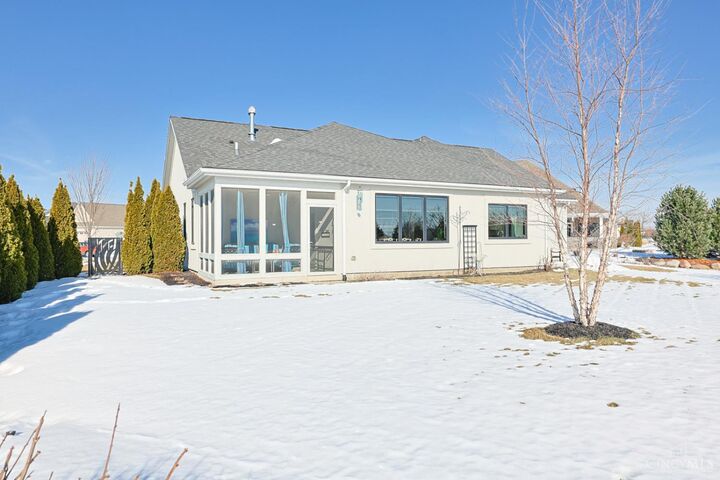 Property Photo:  802 Pebble Place  OH 45371 