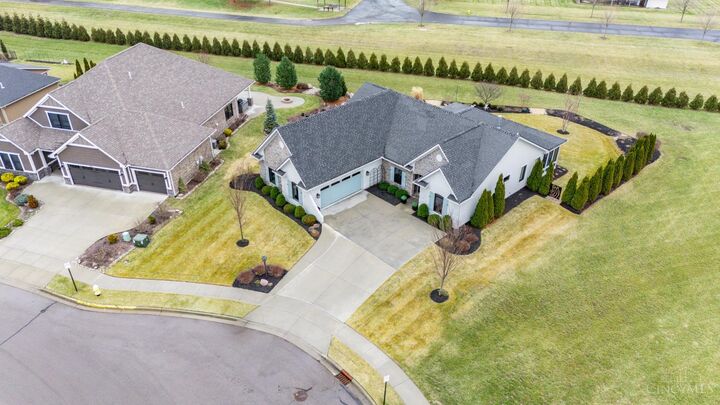 Property Photo:  802 Pebble Place  OH 45371 