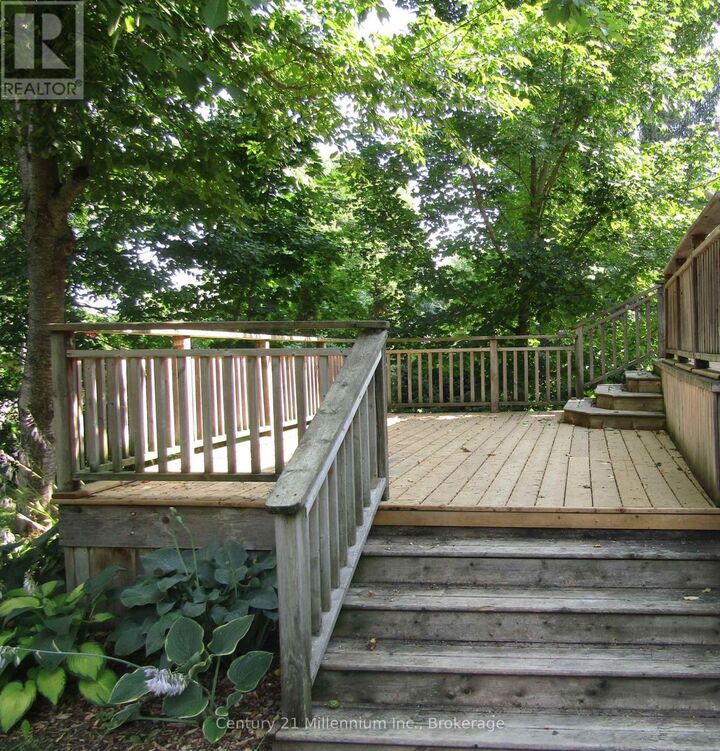 Property Photo:  316 Centre Street B  ON N0G 2W0 