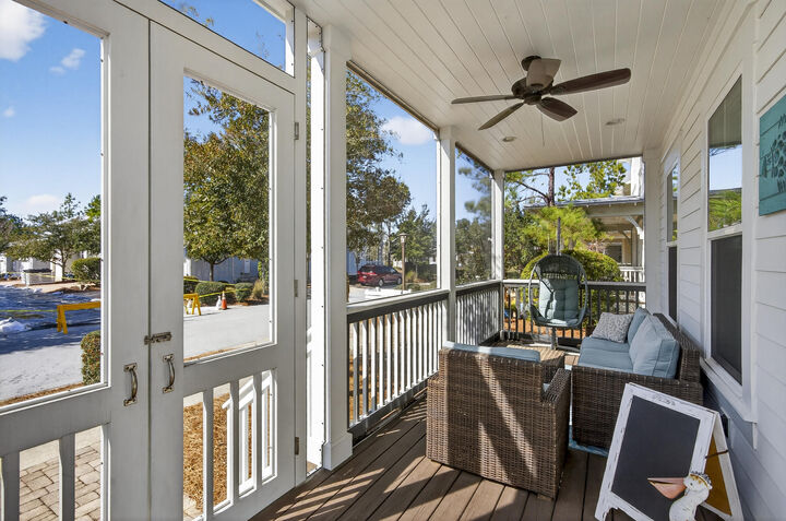 Property Photo:  613 Flatwoods Forest Loop  FL 32459 