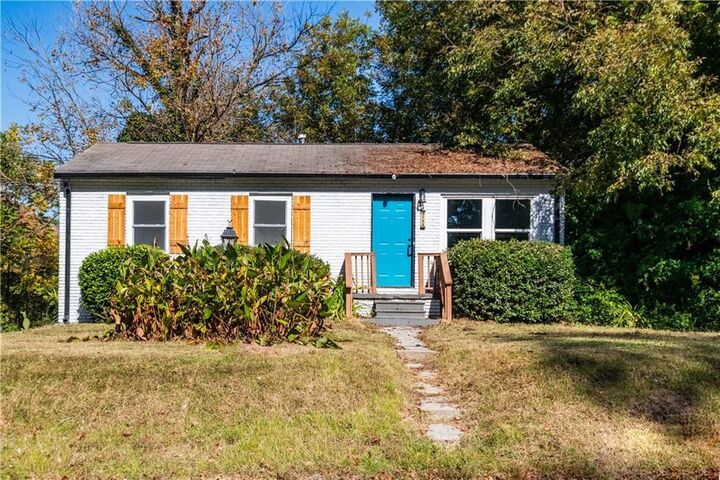 Property Photo: 3155 Delmar Lane NW GA 30311