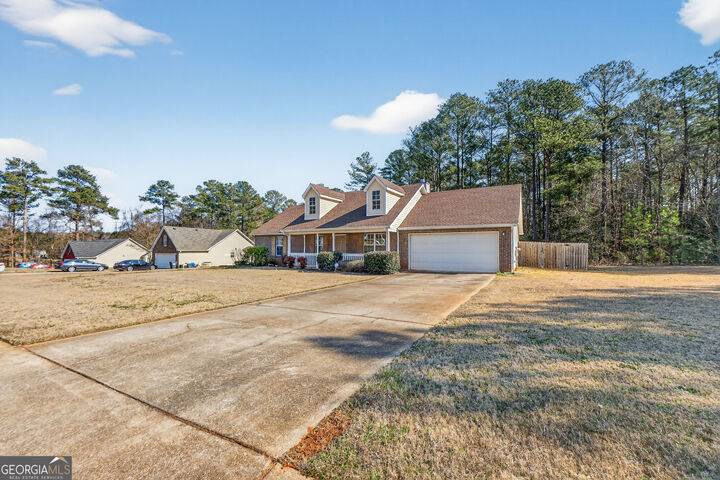 Property Photo:  225 Oak Hill Drive  GA 30016 