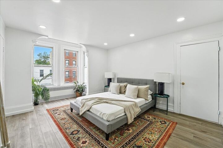 Property Photo:  283 Griffith St  NJ 07307 