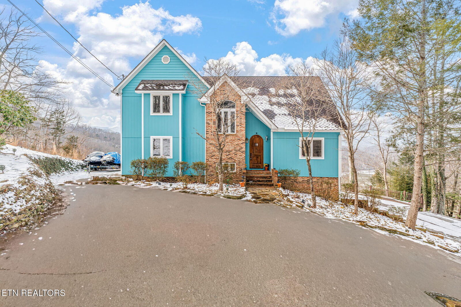 Property Photo:  1368 N Shorewood Lane  TN 37714 