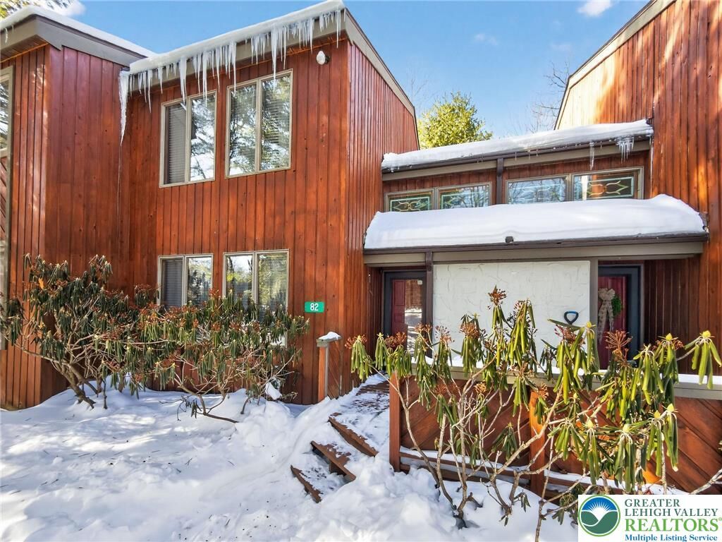 Property Photo:  82 Doe  PA 18624 