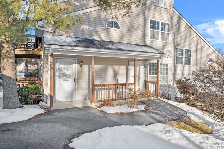 Property Photo:  1104 Evergreen Court  NY 10930 