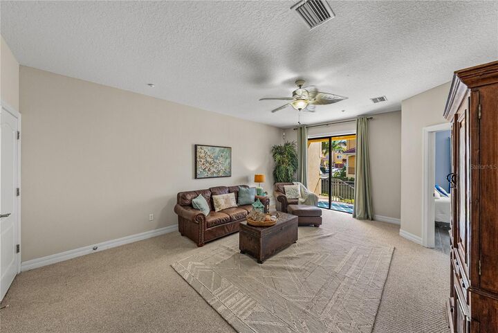 Property Photo:  6411 Mayra Shores Lane  FL 33572 