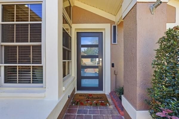 Property Photo: 1016 Alpug Avenue FL 32765