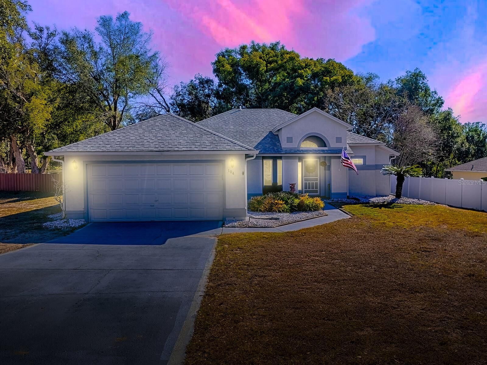 Property Photo: 104 Vista Avenue FL 32726