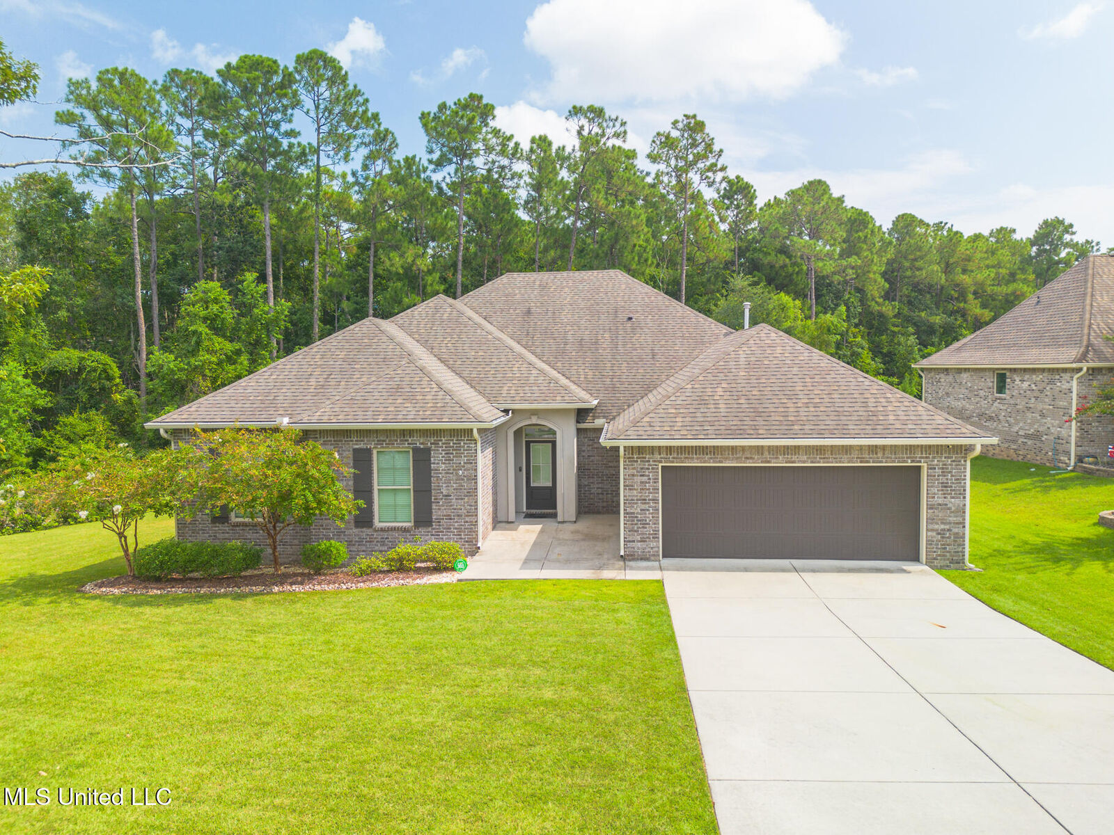 Property Photo:  7591 Crescent Way Drive  MS 39571 
