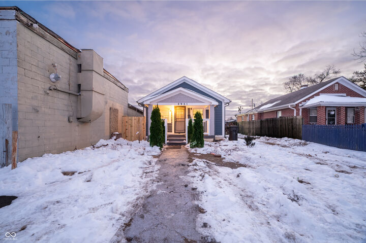 Property Photo:  2951 Hillside Avenue  IN 46218 