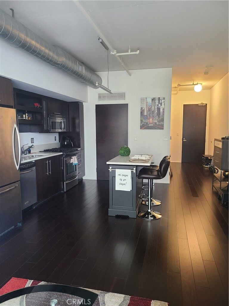 Property Photo:  1100 S Hope Street 613  CA 90015 