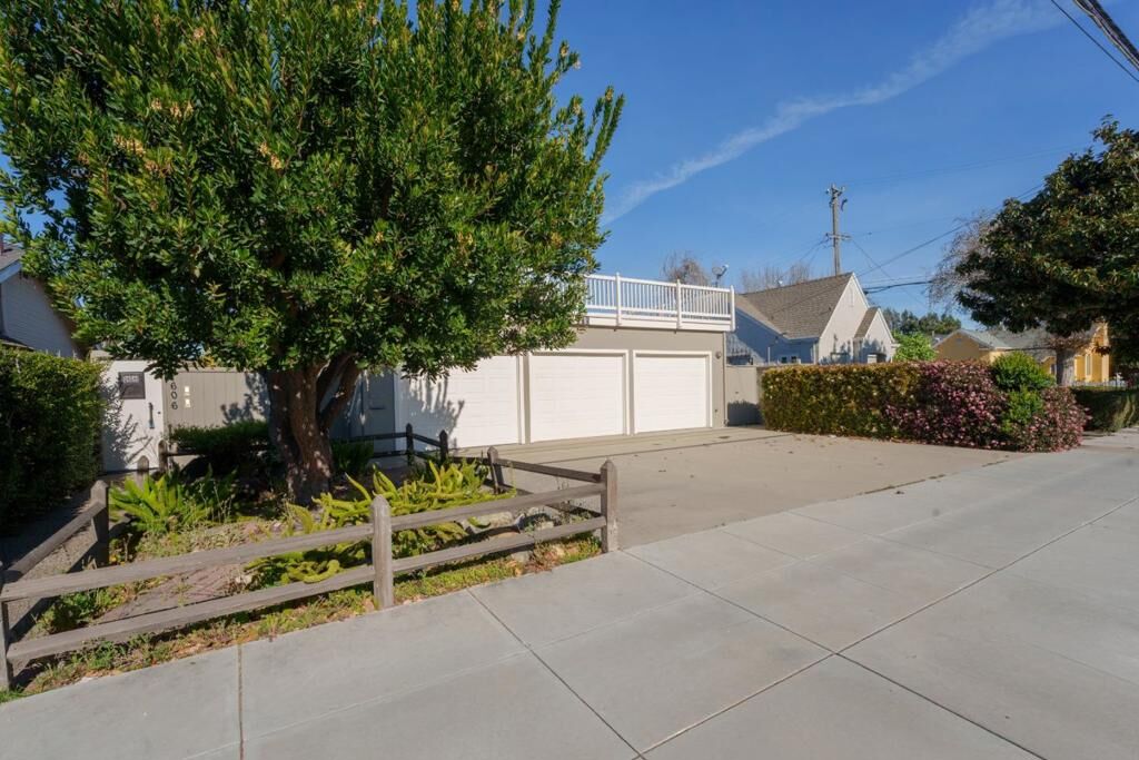 Property Photo: 606 Central Avenue CA 93901