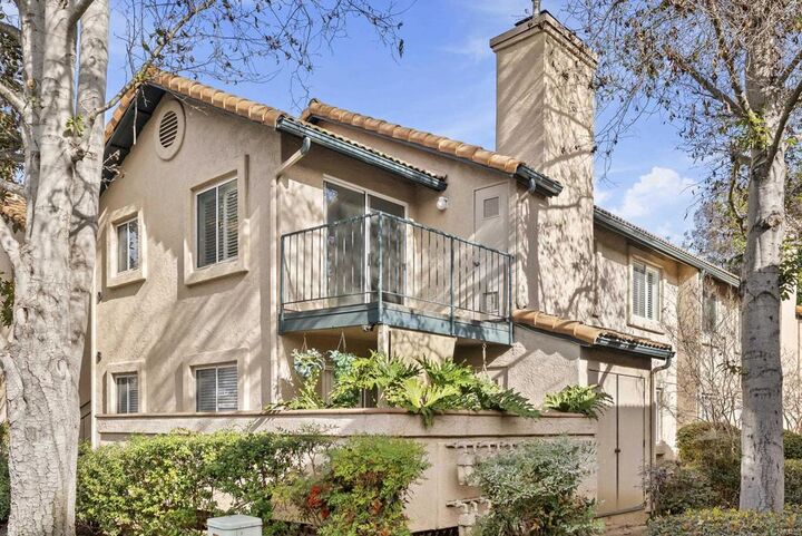 Property Photo:  11325 Avenida De Los Lobos Unit D  CA 92127 