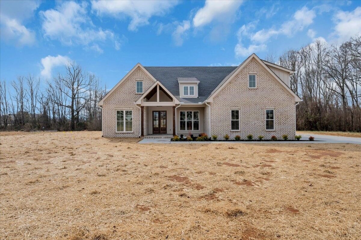 Property Photo: 83 Hickory Grove Dr TN 37357