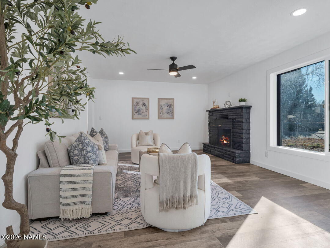 Property Photo:  2814 N Patterson Boulevard  AZ 86004 