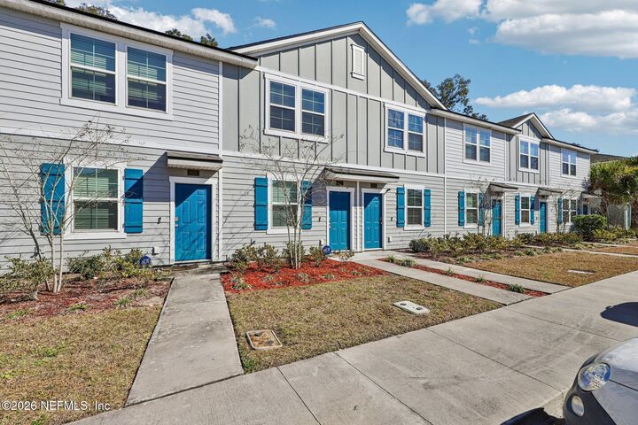 Property Photo:  871 Gate Run Road  FL 32211 