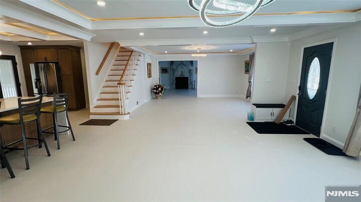 Property Photo:  815 Highland Avenue  NJ 07652 
