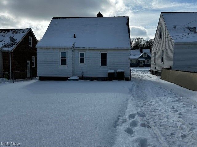 Property Photo: 2910 Fortune Avenue OH 44134