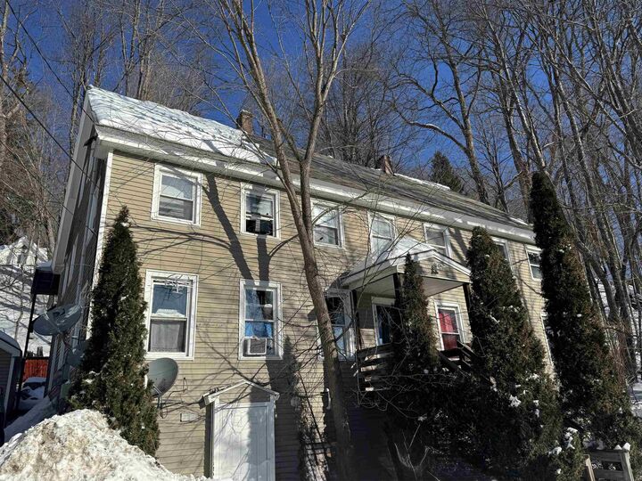 Property Photo:  14 Stearns Court  NH 03451 