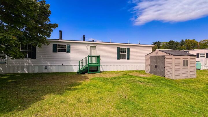 Property Photo:  71 Caddy Drive  NH 03079 