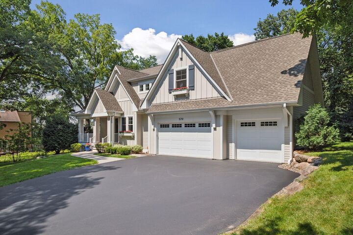 Property Photo:  15710 Highwood Drive  MN 55345 