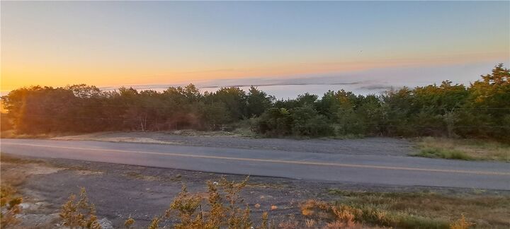 Property Photo:  21133 Stonington Road  AR 72662 