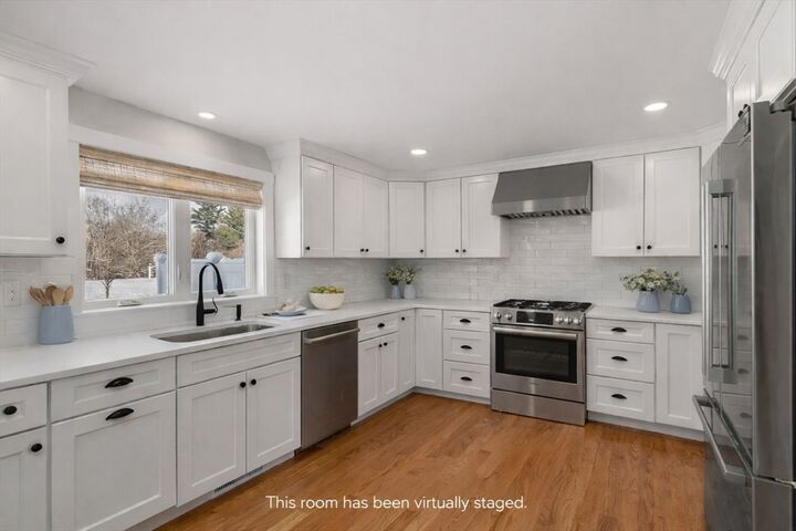 Property Photo:  128 Main St 1  MA 01886 