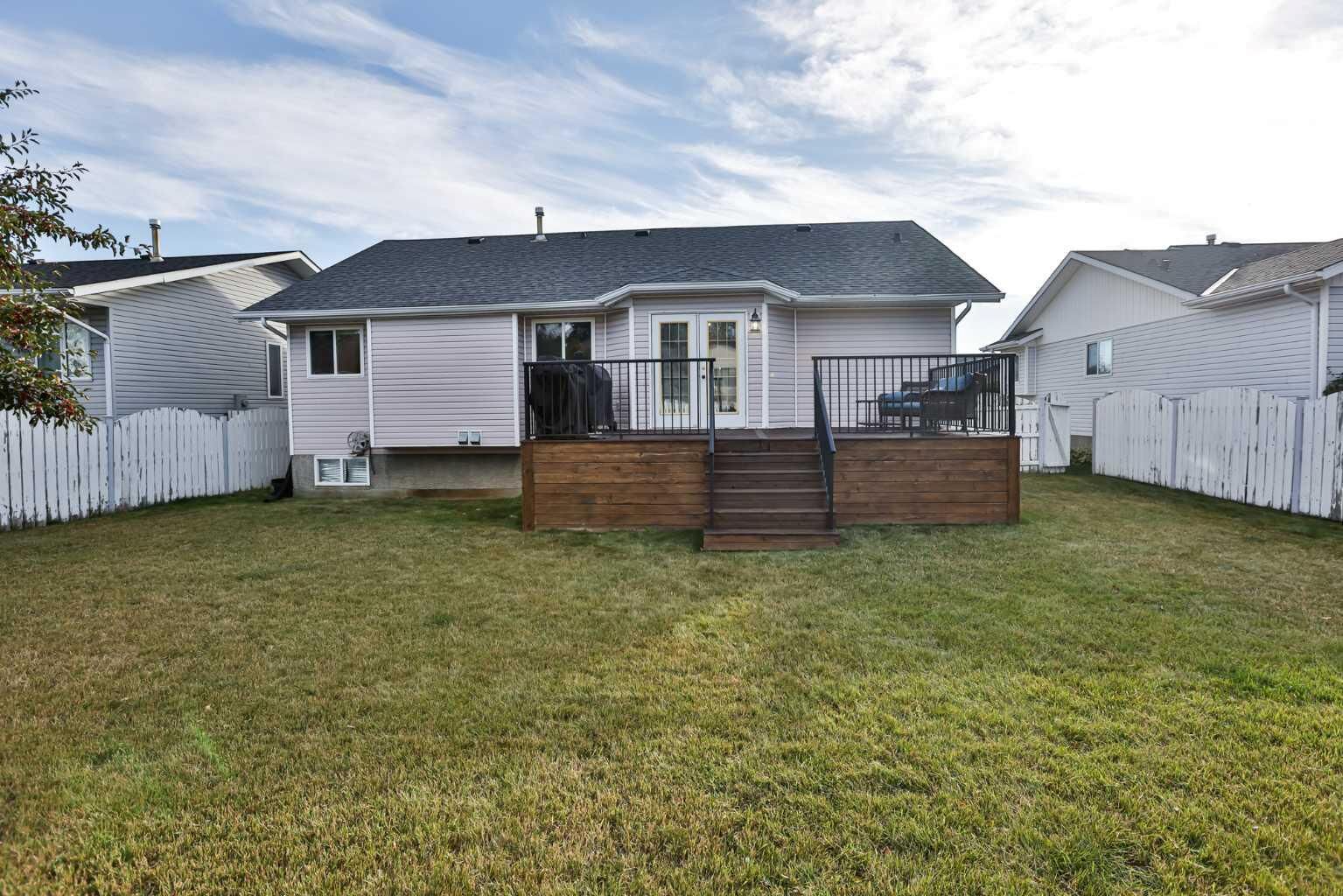 Property Photo: 105 Aspen Way AB T0L 2B0