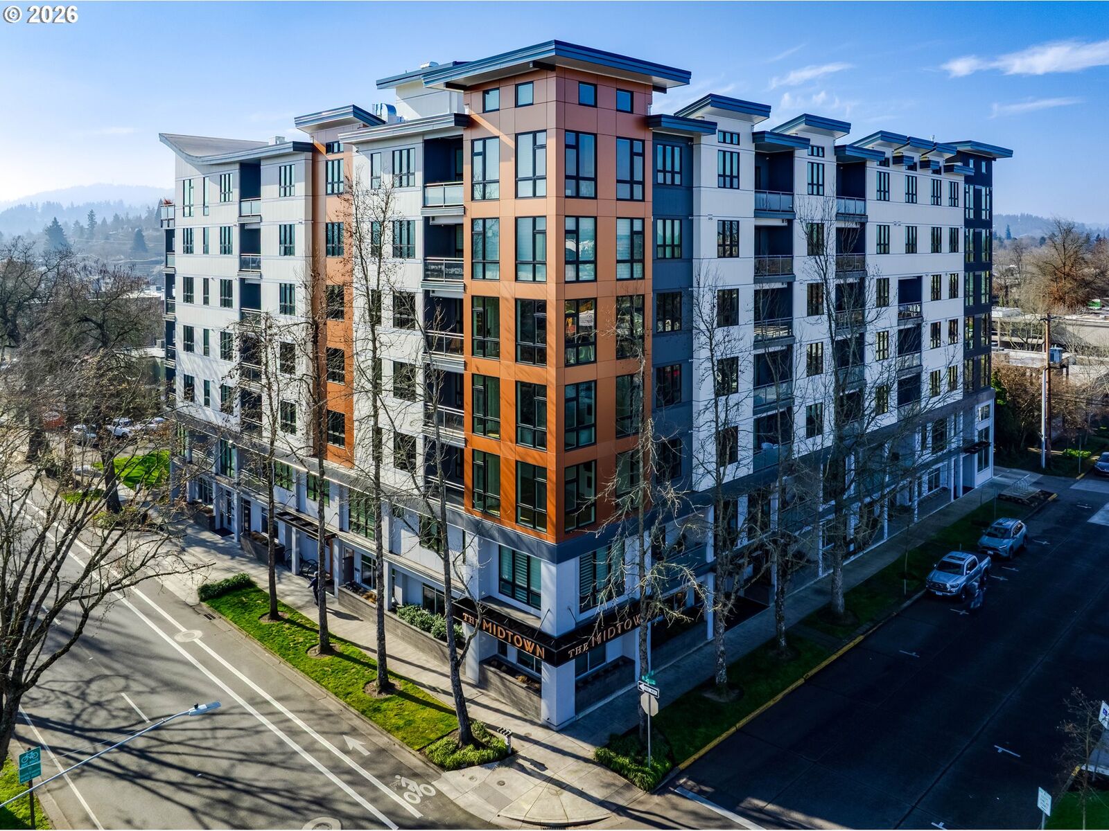 Property Photo:  1600 Pearl St 608  OR 97401 