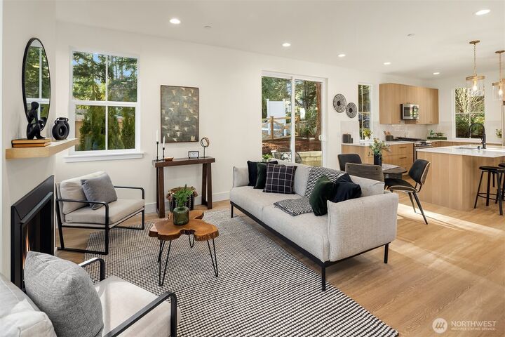 Property Photo:  11810 NE 103rd Place  WA 98033 