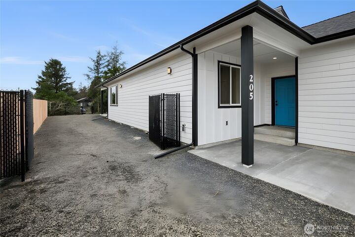 Property Photo:  205  Canal Drive SE  WA 98569 