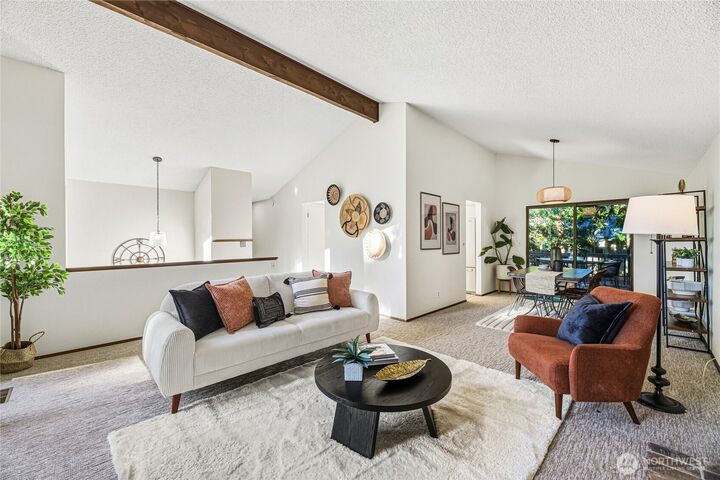 Property Photo:  10027  169th Avenue NE  WA 98052 