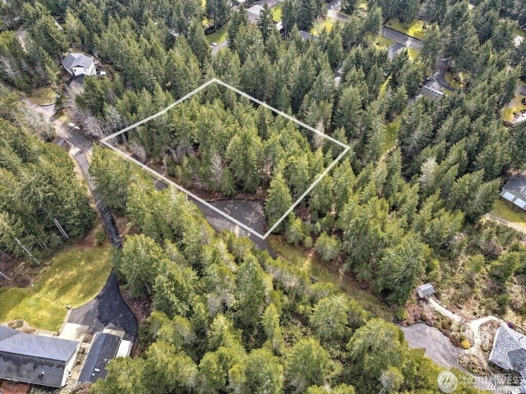 Property Photo:  161 E Lexington Place  WA 98584 