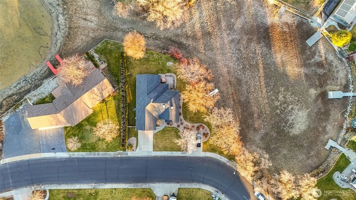 Property Photo: 811 Laguna Drive WA 98837