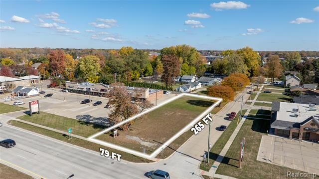 Property Photo:  44616 Mound Road  MI 48314 