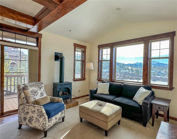 Property Photo:  39 Cozens Pointe Circle B202  CO 80442 