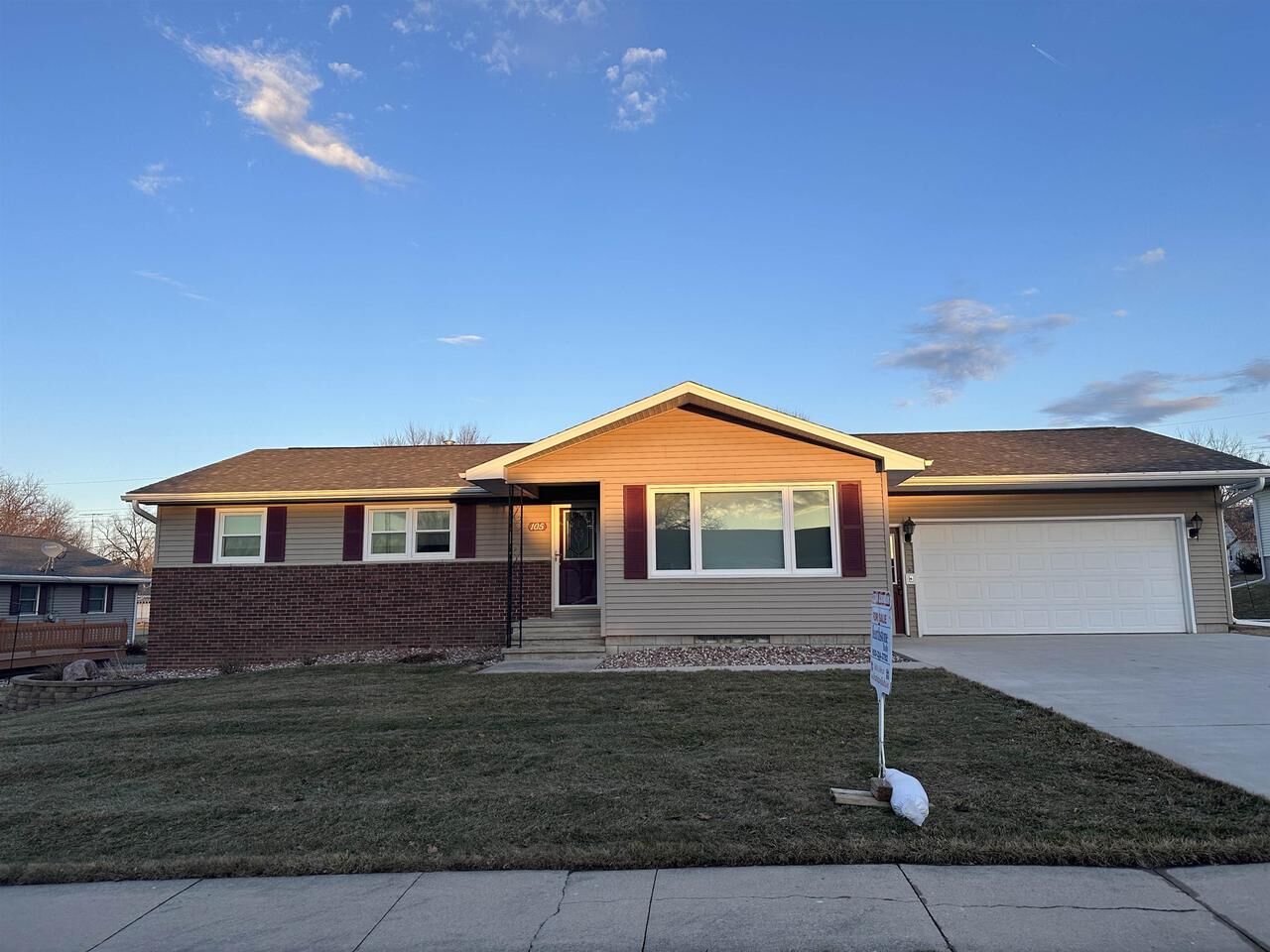 Property Photo:  105 Ousterling Drive  WI 53963 