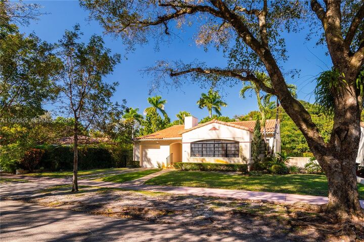 Property Photo:  739 Aledo Ave  FL 33134 