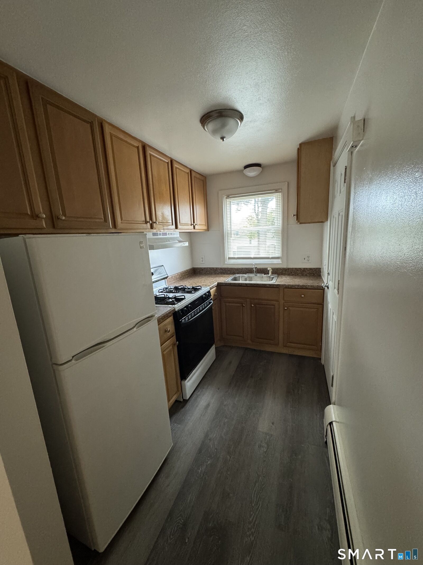 Property Photo: 68 Warner Street B2 CT 06514
