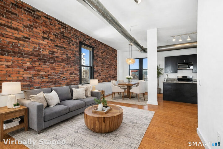 Property Photo:  881 Lafayette Boulevard 4N  CT 06604 