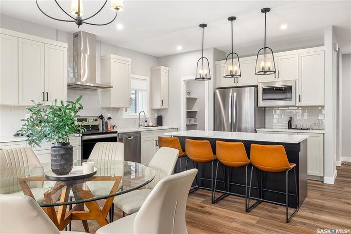 Property Photo:  323 Asokan Bend  SK S7V 1V7 